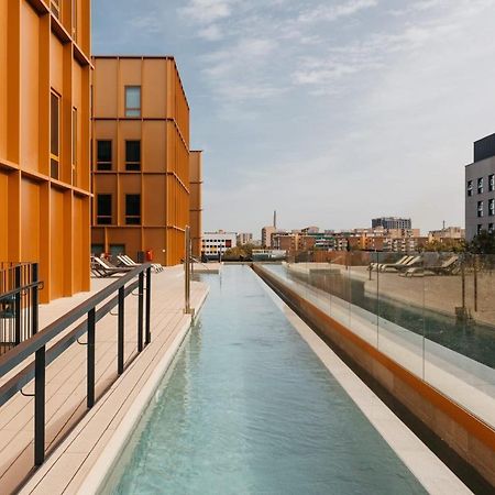 For Students Studying In Barcelona Only - Stunning Spacious Studios And Private Rooms At Pallars Student Accommodation المظهر الخارجي الصورة